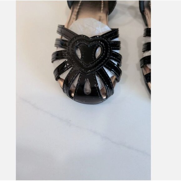 H&M Black Patent Leather Girls Sandals Size 8 Toddler Heart Brand New - Picture 2 of 4